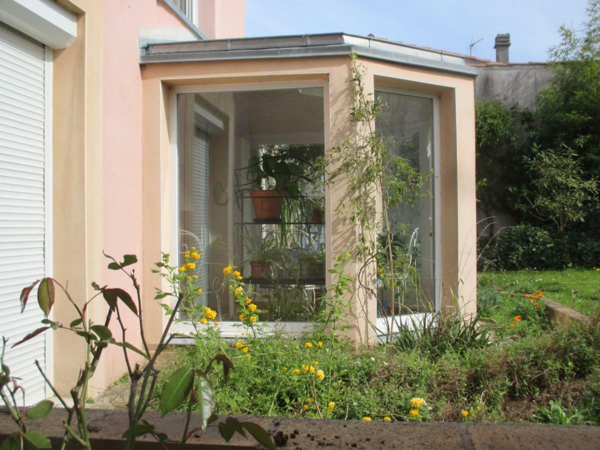 Chambres D'Hotes Chez Melody La Rochelle  Eksteriør billede